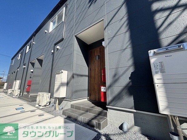 ガレージハウス久喜青毛の物件外観写真